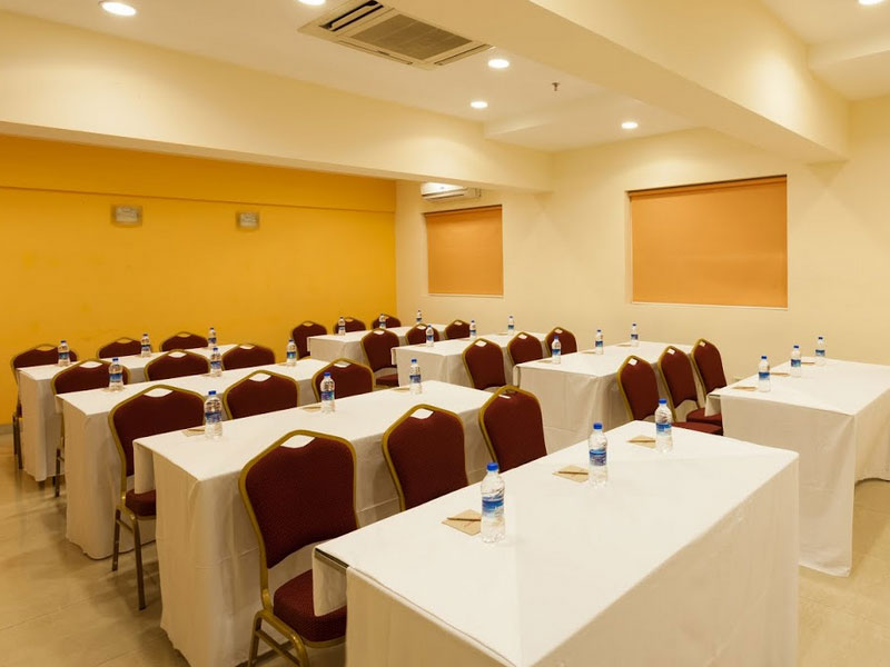 Business Room in Ginger Ahmedabad (Vastrapur)
