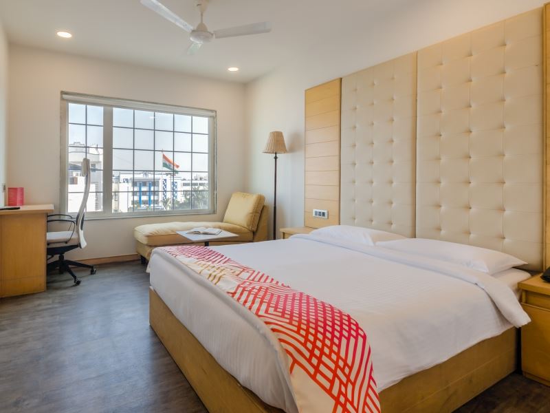 Superior Room at ginger hotels Surat City Center