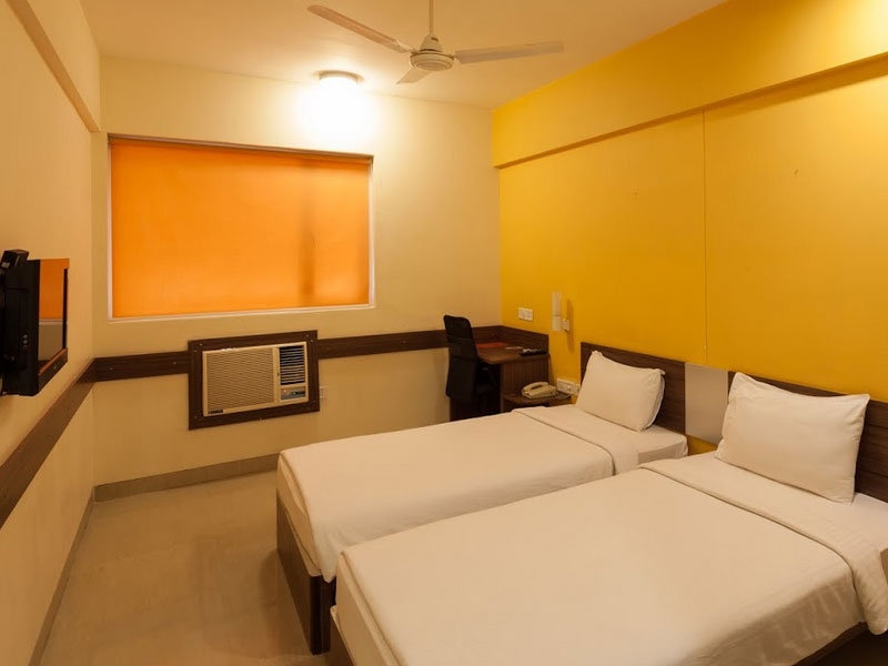 Twin Room in Ginger Ahmedabad (Vastrapur)